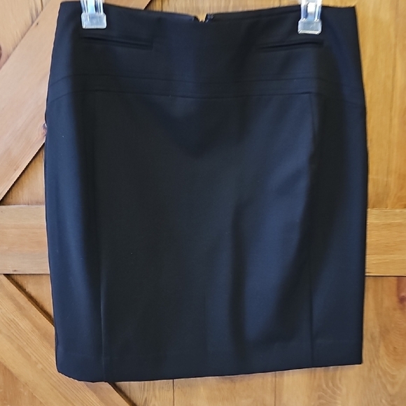 The Limited Black Women's Blazer & Express Matching Skirt - Picture 7 of 9